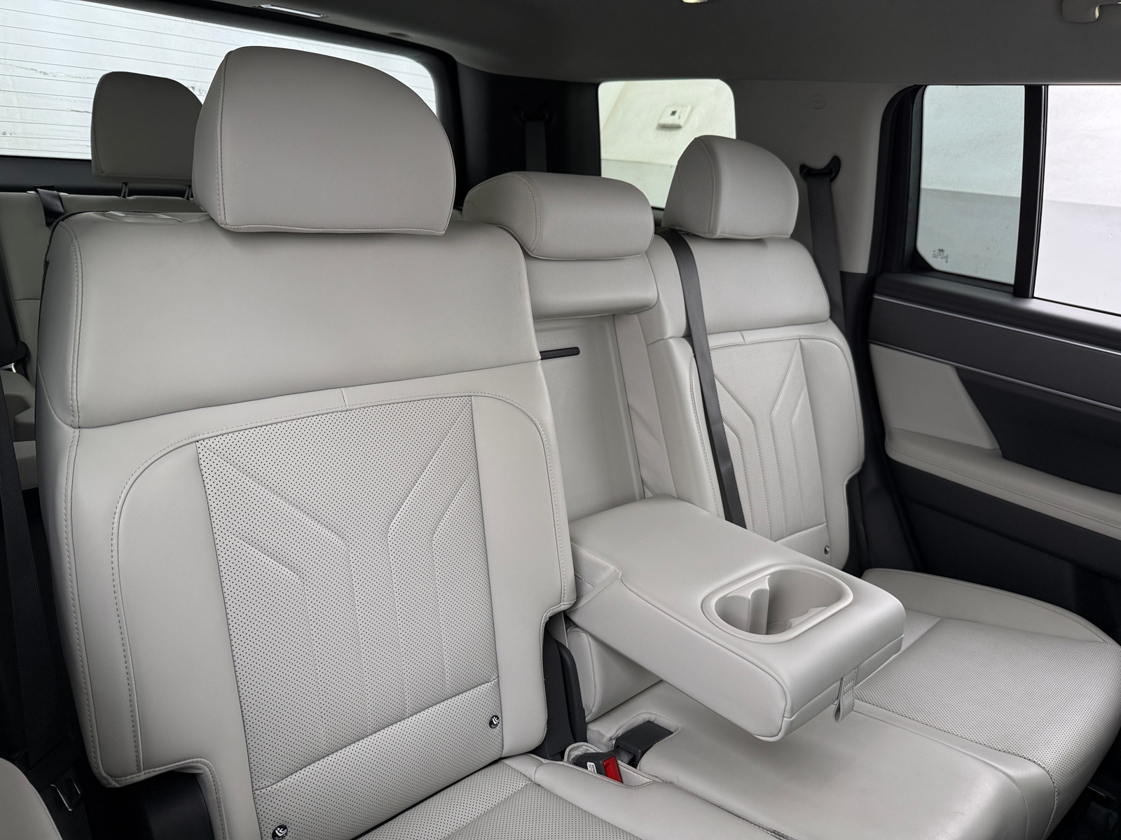 Thumbnail: 2026 Hyundai Santa Fe - 6