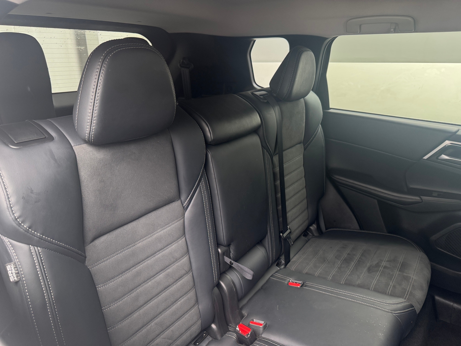 Thumbnail: 2024 Mitsubishi Outlander - 5