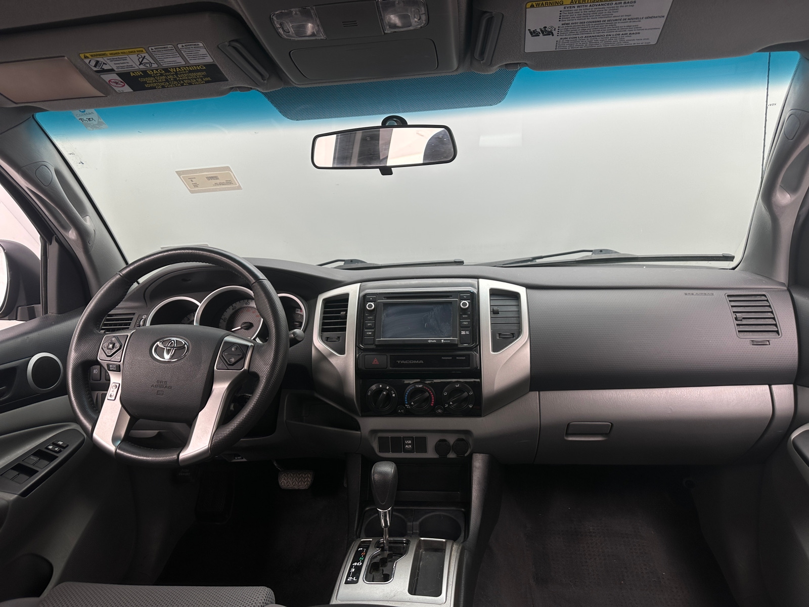 Thumbnail: 2015 Toyota Tacoma - 3