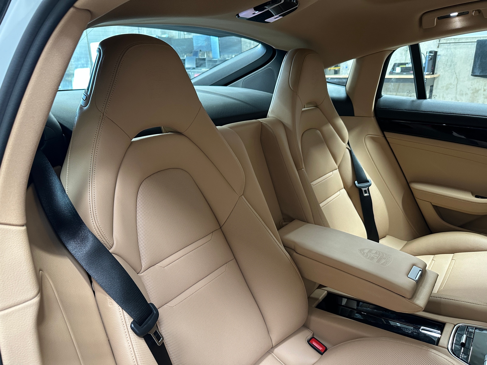 Thumbnail: 2022 Porsche Panamera - 5