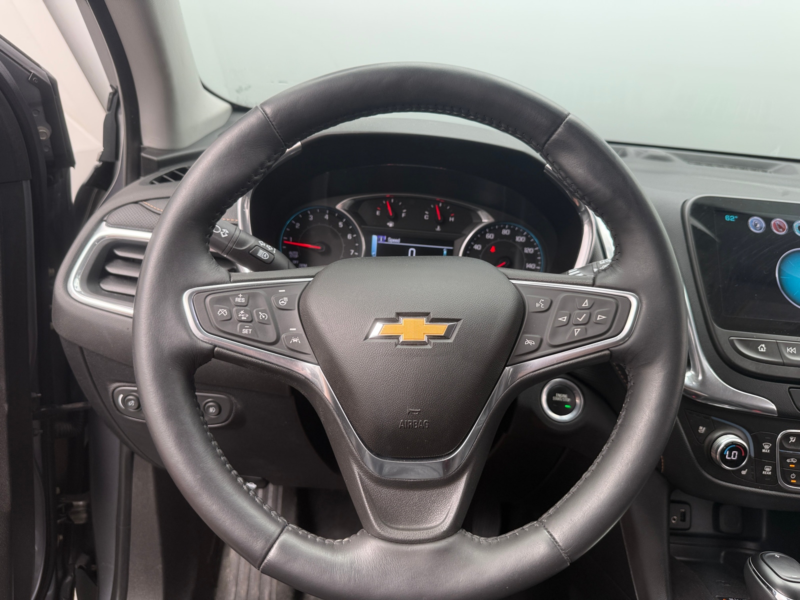 Thumbnail: 2018 Chevrolet Equinox - 4