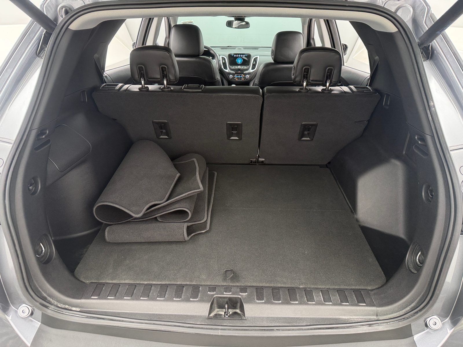 Thumbnail: 2018 Chevrolet Equinox - 6