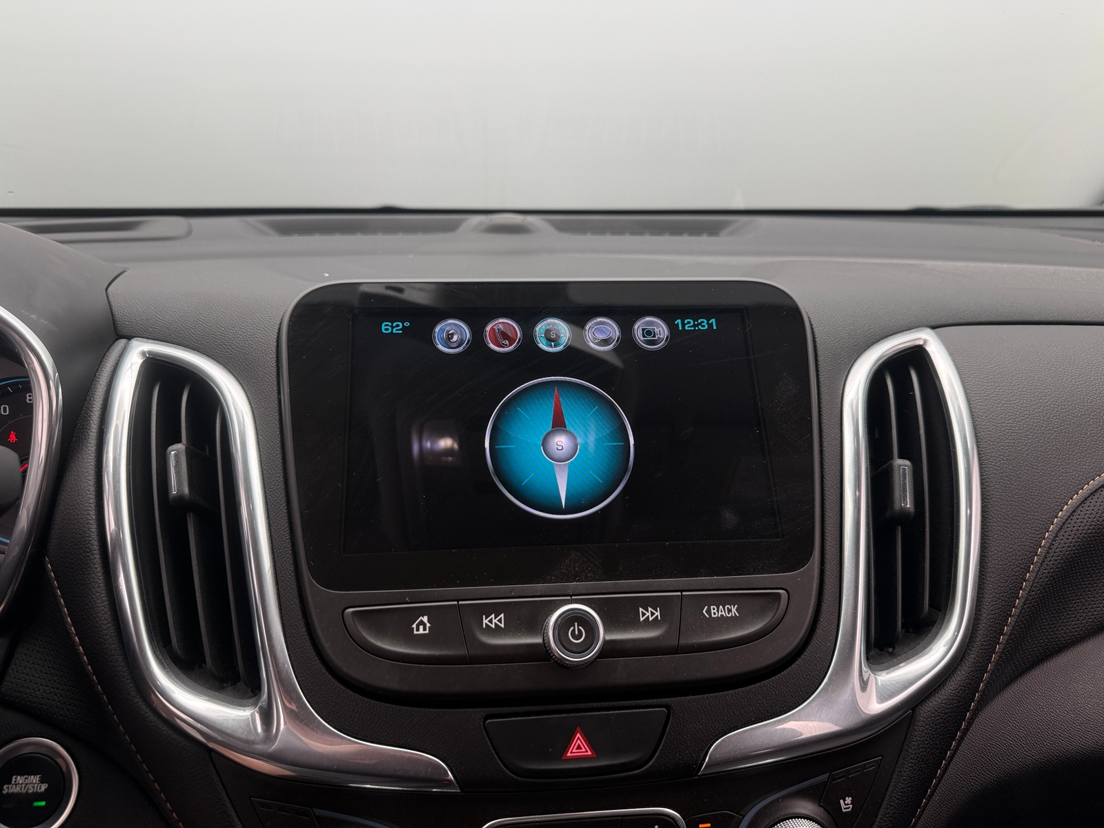 Thumbnail: 2018 Chevrolet Equinox - 3