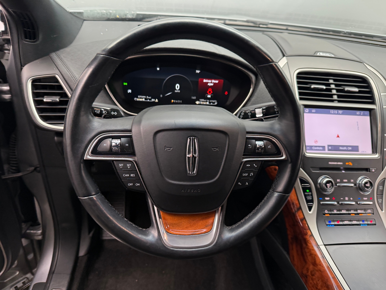 Thumbnail: 2020 Lincoln Nautilus - 4