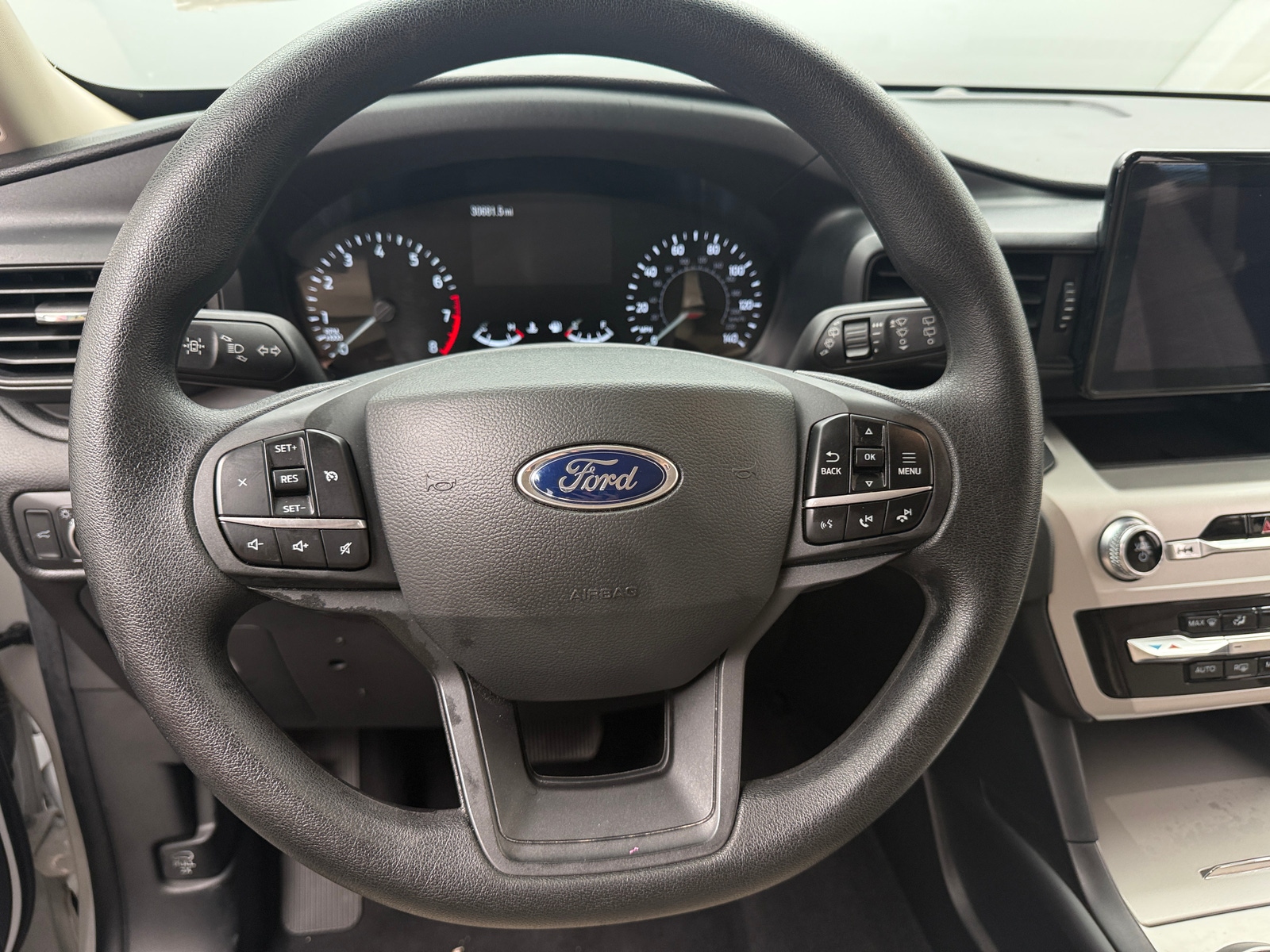 Thumbnail: 2021 Ford Explorer - 5