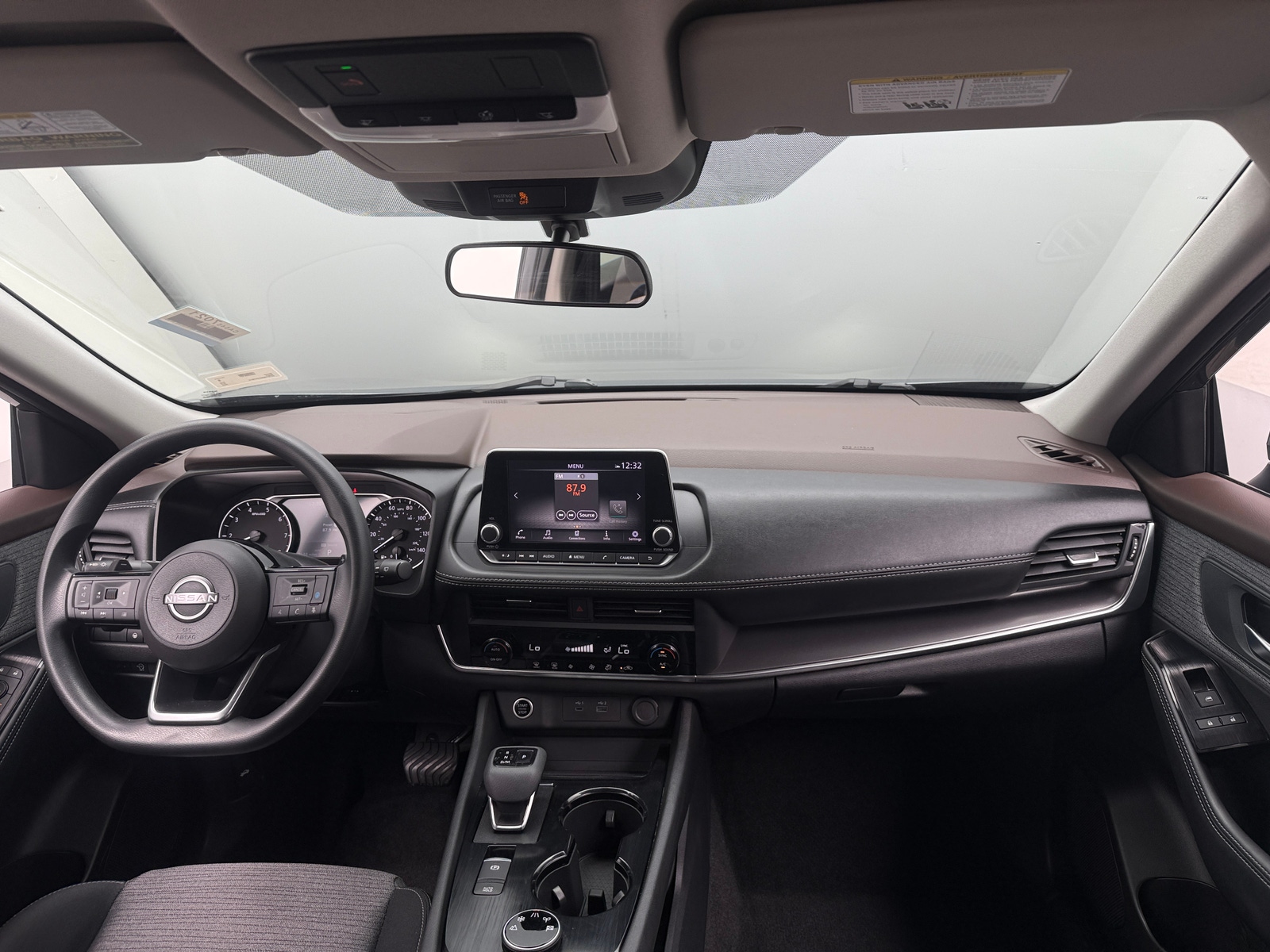 Thumbnail: 2023 Nissan Rogue - 3