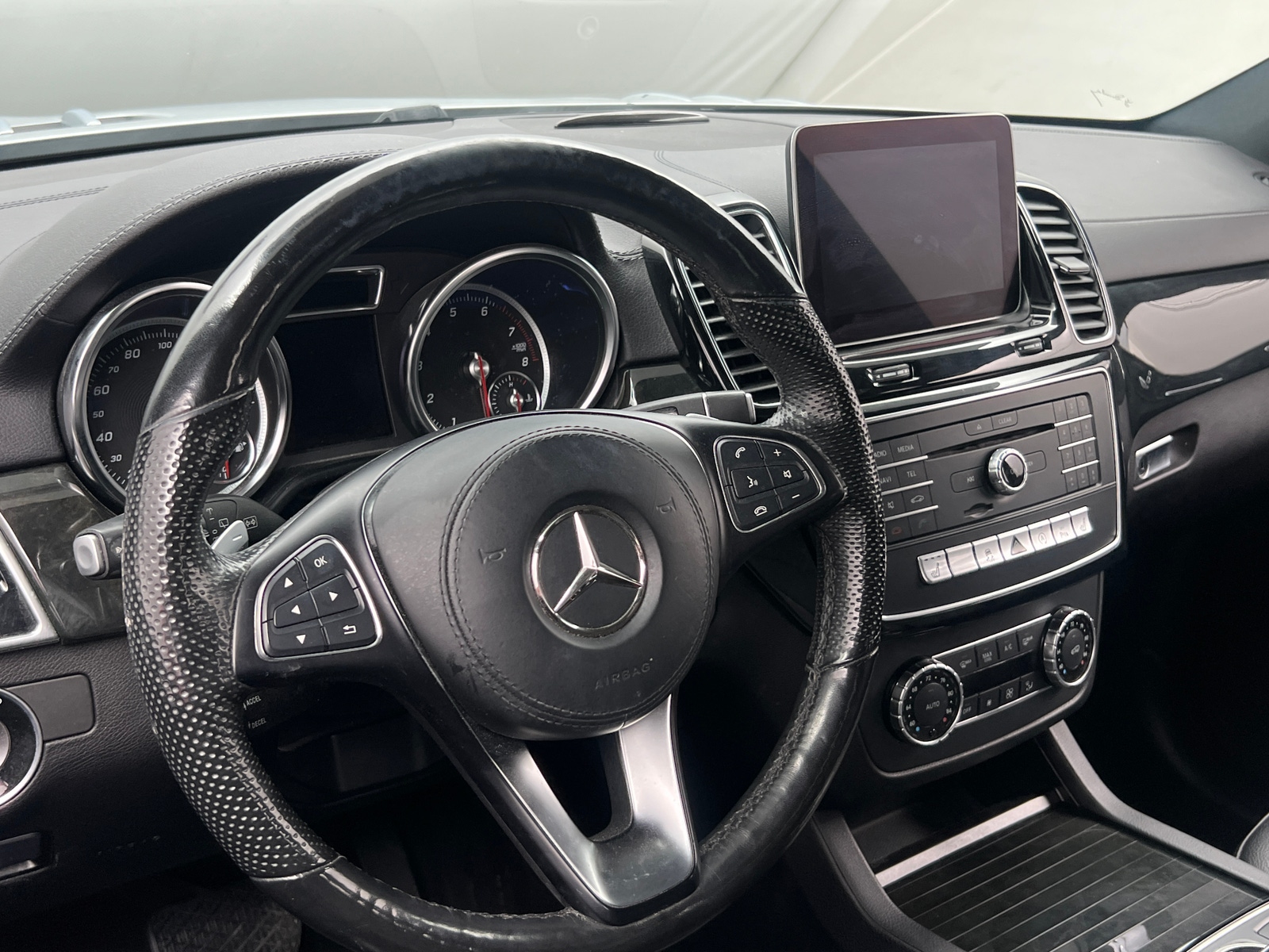 Thumbnail: 2019 Mercedes-Benz GLS - 4