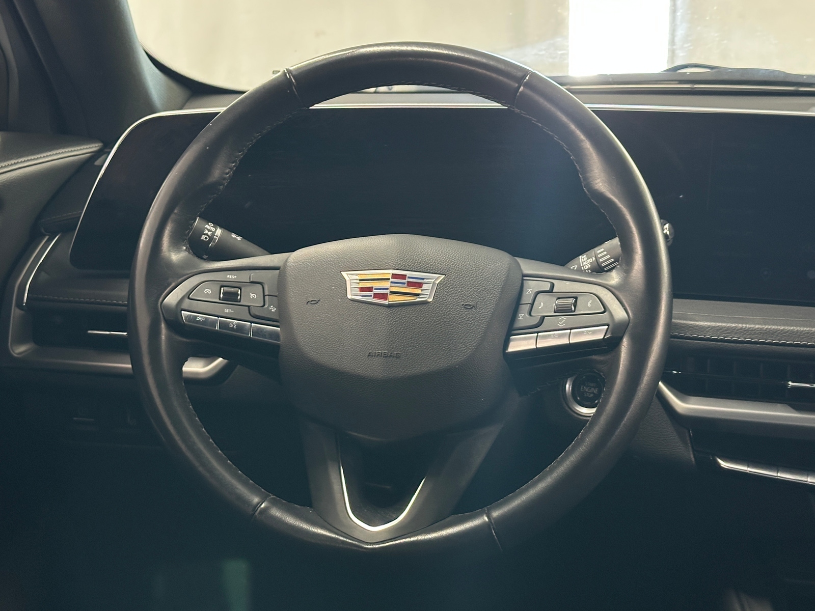 Thumbnail: 2024 Cadillac XT4 - 4
