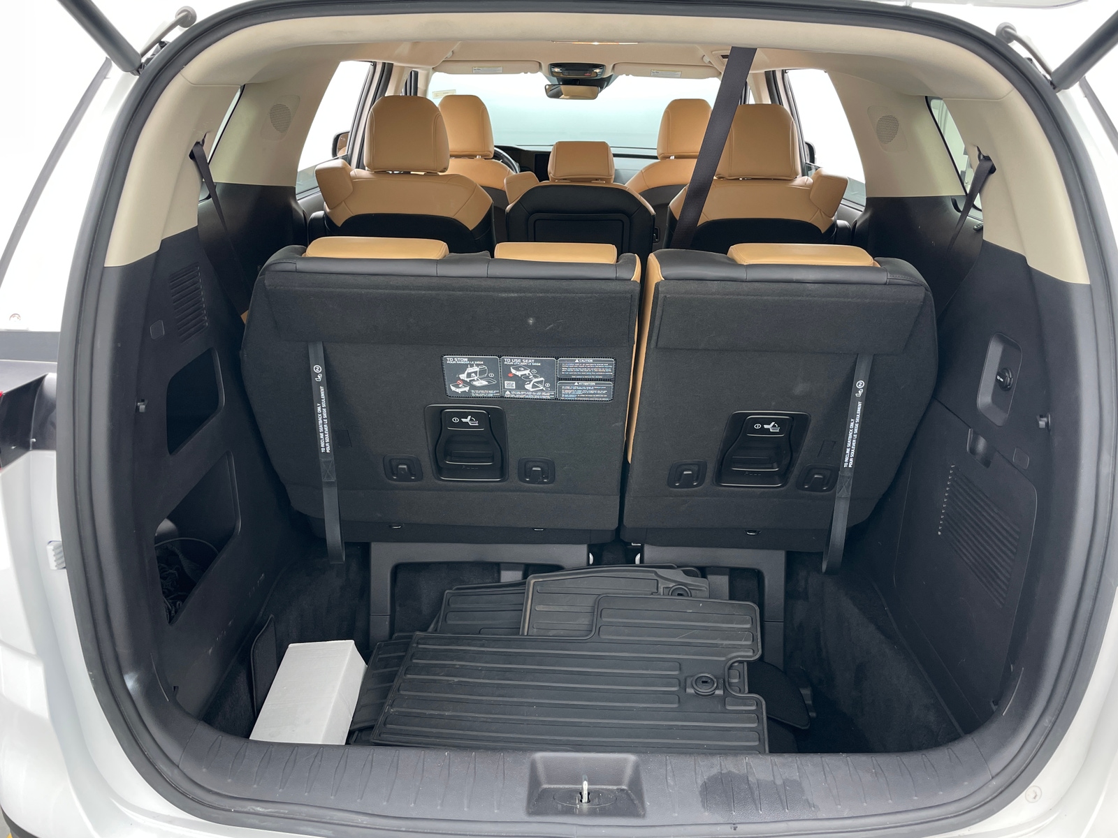 Thumbnail: 2024 Kia Carnival - 6
