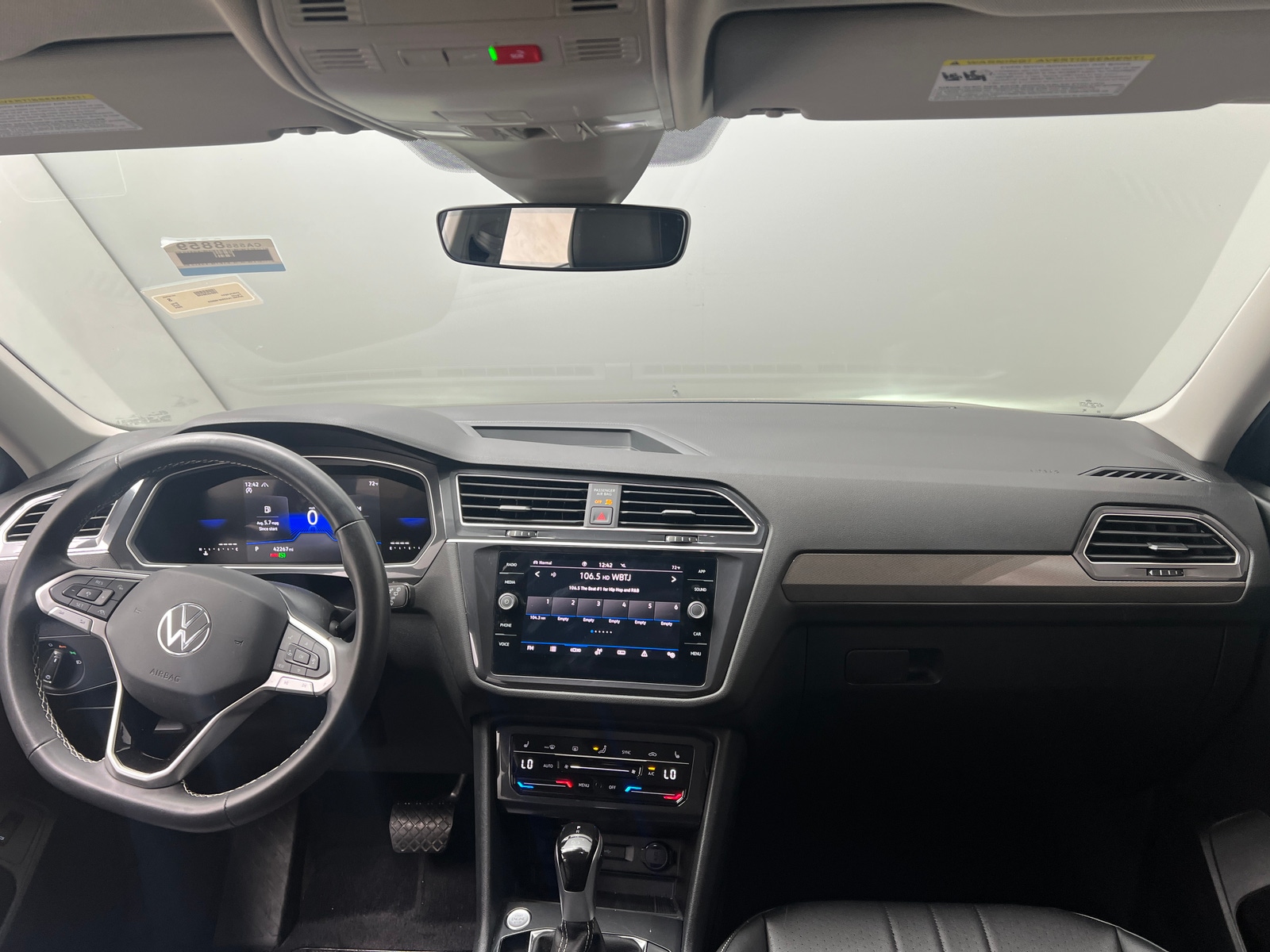 Thumbnail: 2024 Volkswagen Tiguan - 2
