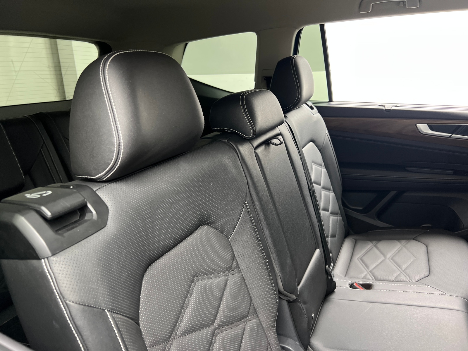 Thumbnail: 2026 Volkswagen Atlas - 5