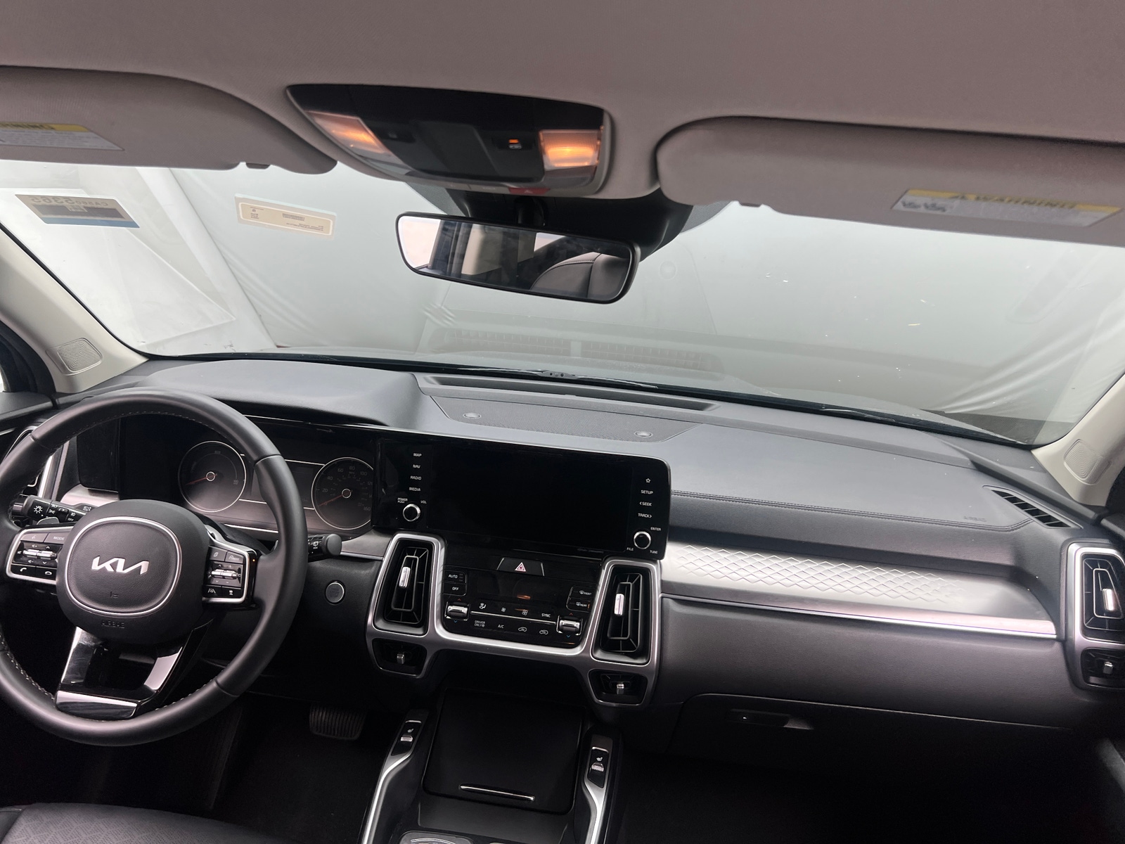 Thumbnail: 2023 Kia Sorento - 2