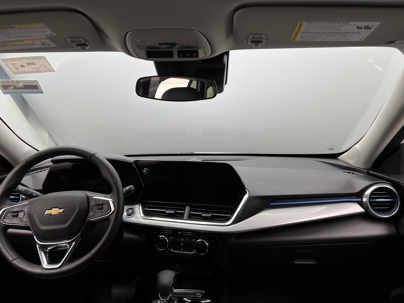Thumbnail: 2025 Chevrolet Trax - 3