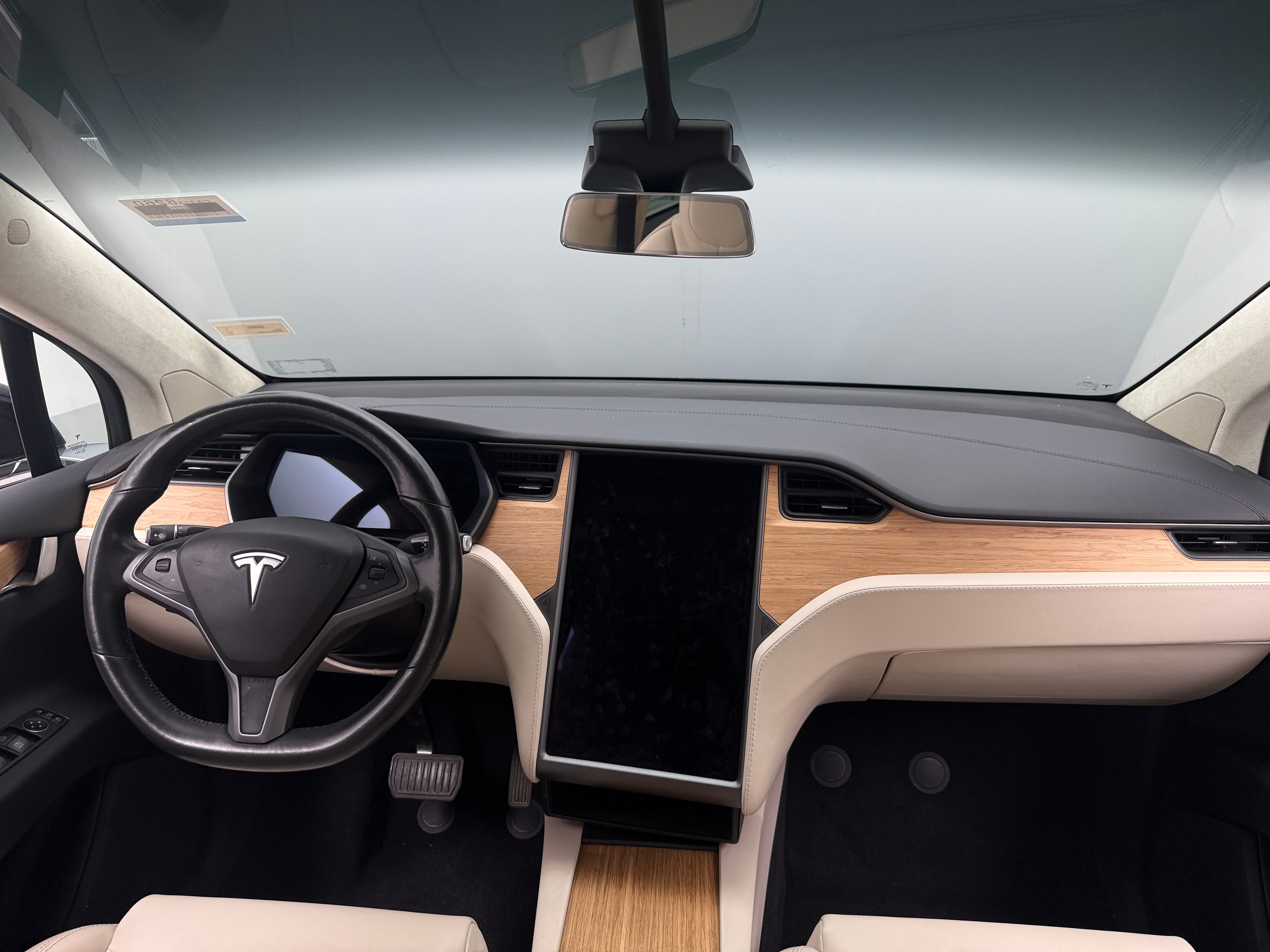 2018 Tesla Model X 100D - Photo 8