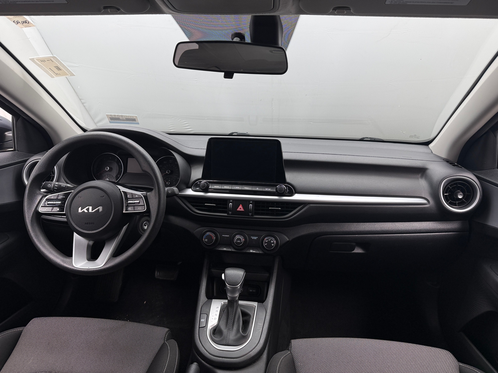 Thumbnail: 2023 Kia Forte - 3
