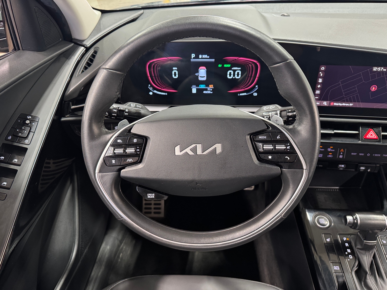 Thumbnail: 2023 Kia Niro - 5