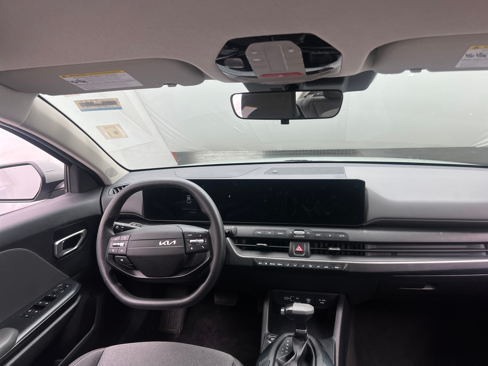Thumbnail: 2025 Kia K4 - 3