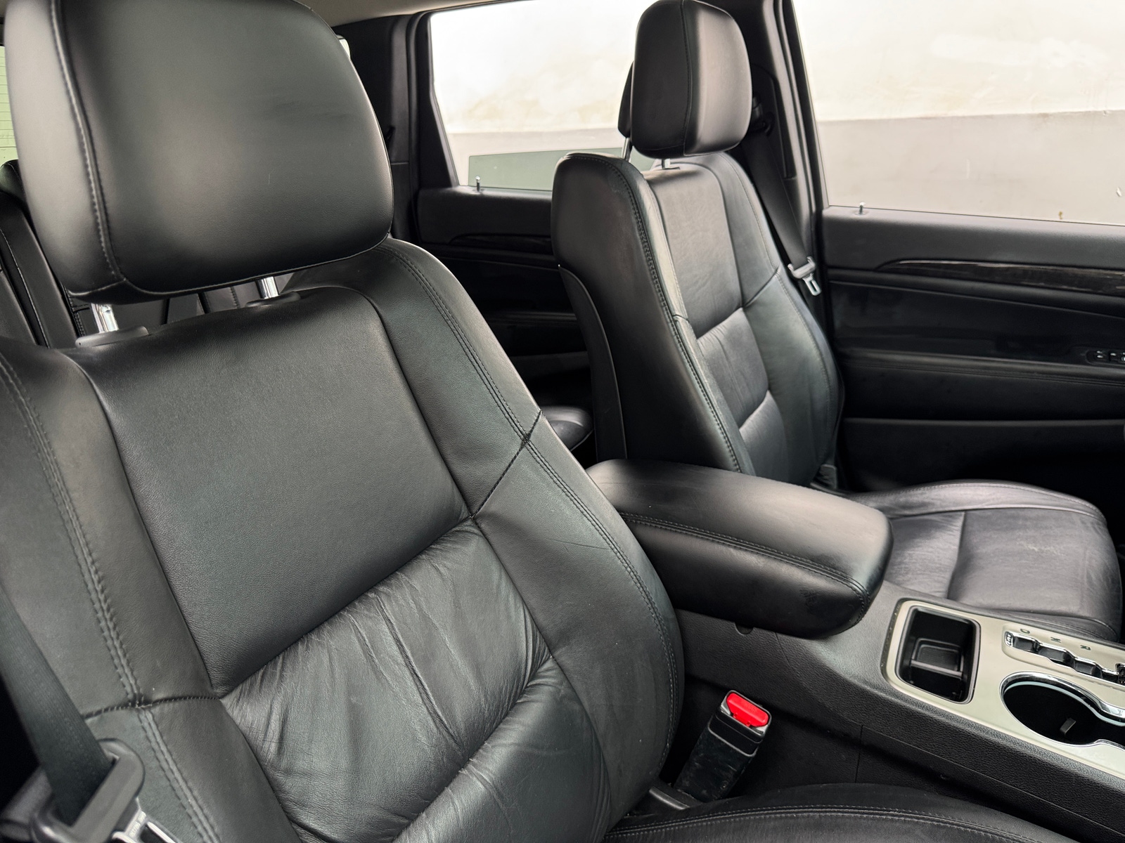 Thumbnail: 2013 Jeep Grand Cherokee - 2