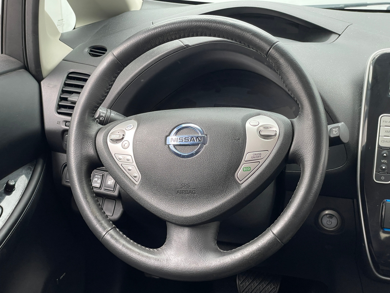 Thumbnail: 2015 Nissan Leaf - 4