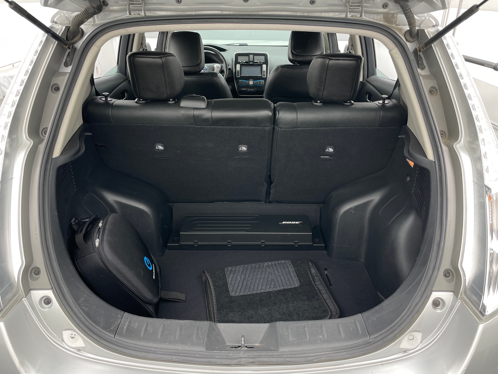 Thumbnail: 2015 Nissan Leaf - 6