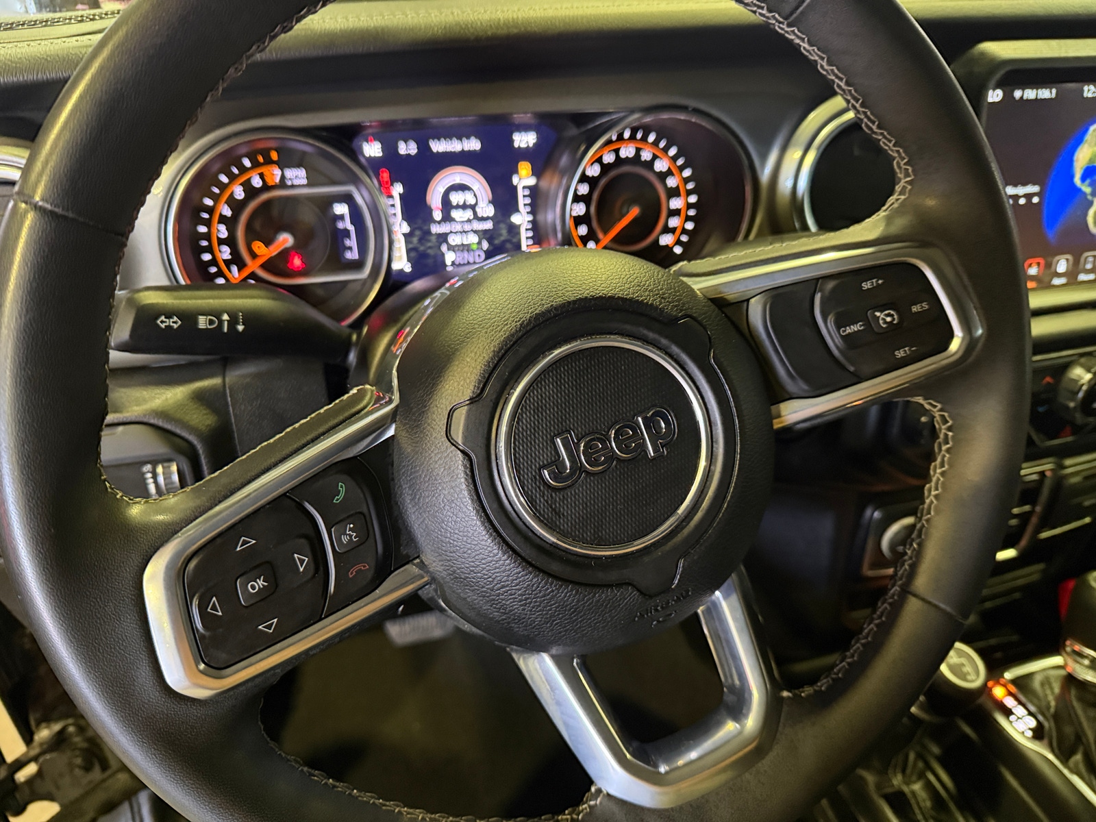 Thumbnail: 2023 Jeep Gladiator - 5
