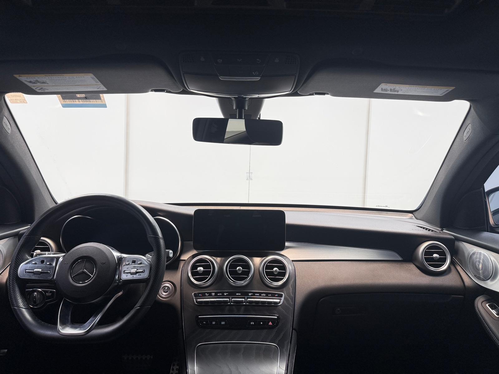 Thumbnail: 2021 Mercedes-Benz GLC - 3