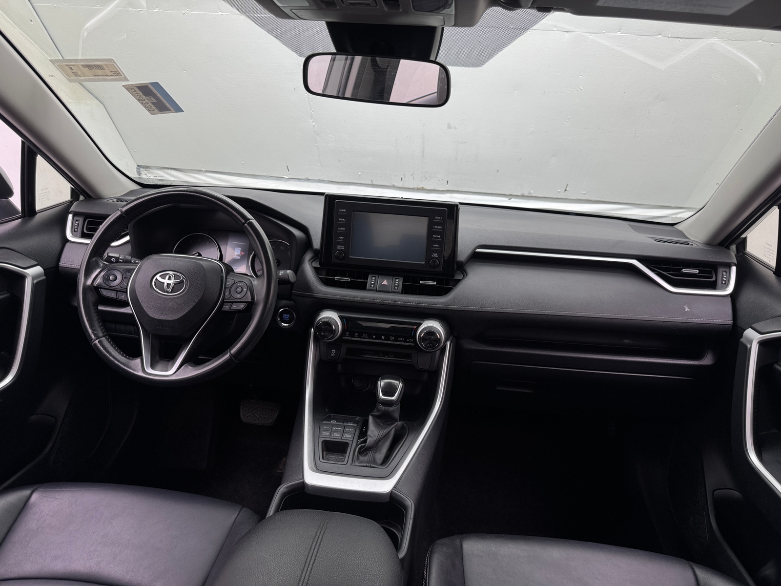 Thumbnail: 2019 Toyota RAV4 - 2