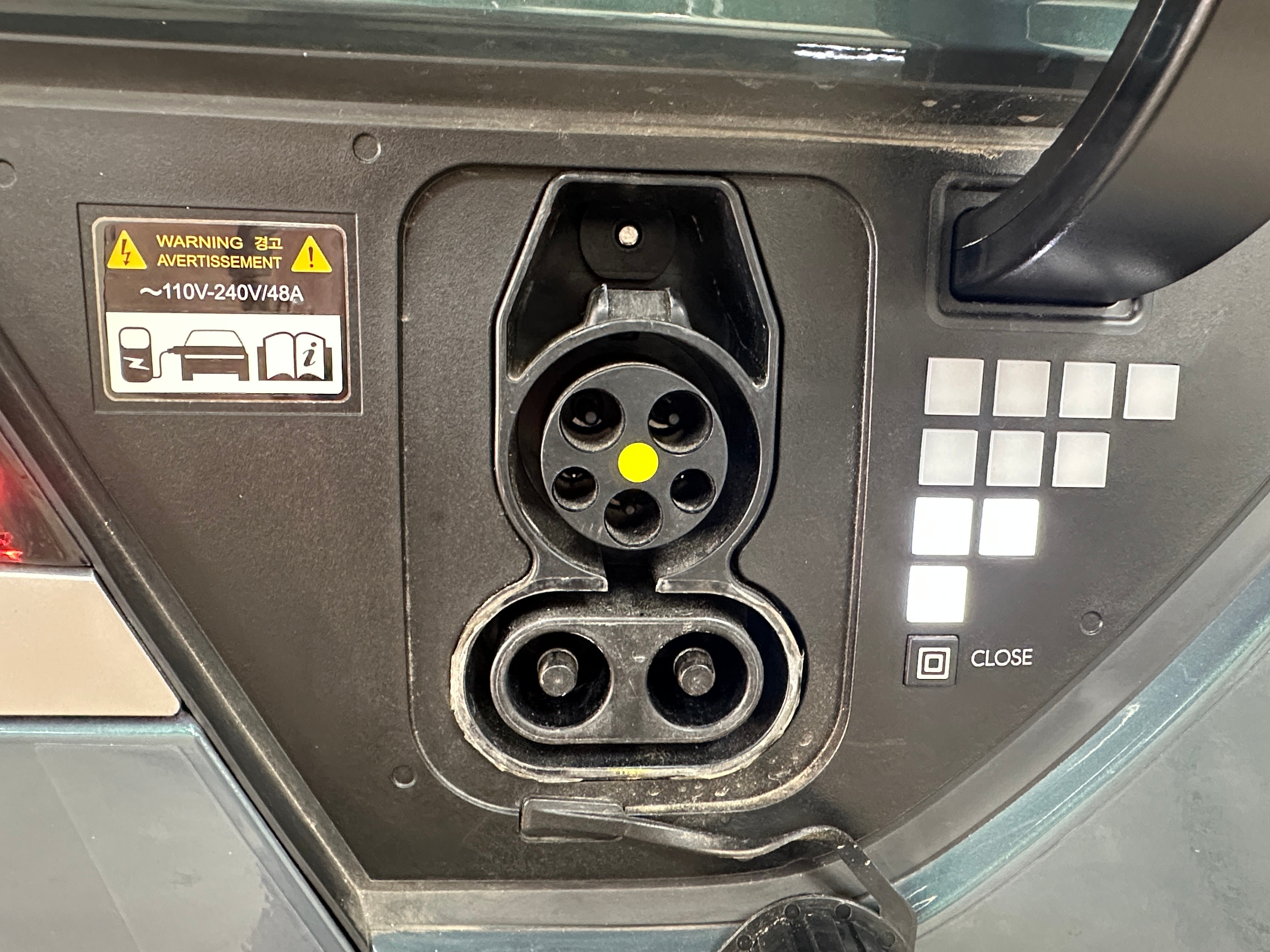 Used 2024 Hyundai IONIQ 5 SEL with VIN KM8KN4DE0RU293391 for sale in Oak Creek, WI