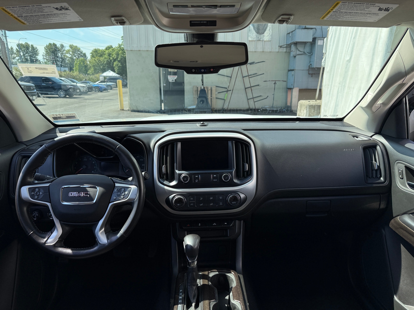 Thumbnail: 2022 GMC Canyon - 3