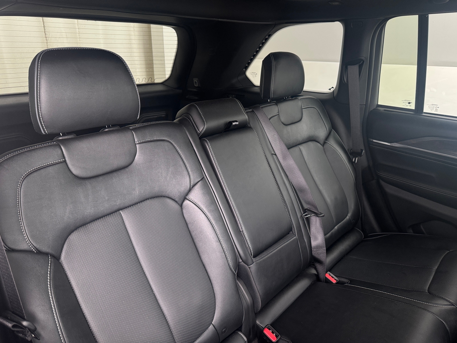Thumbnail: 2023 Jeep Grand Cherokee - 5