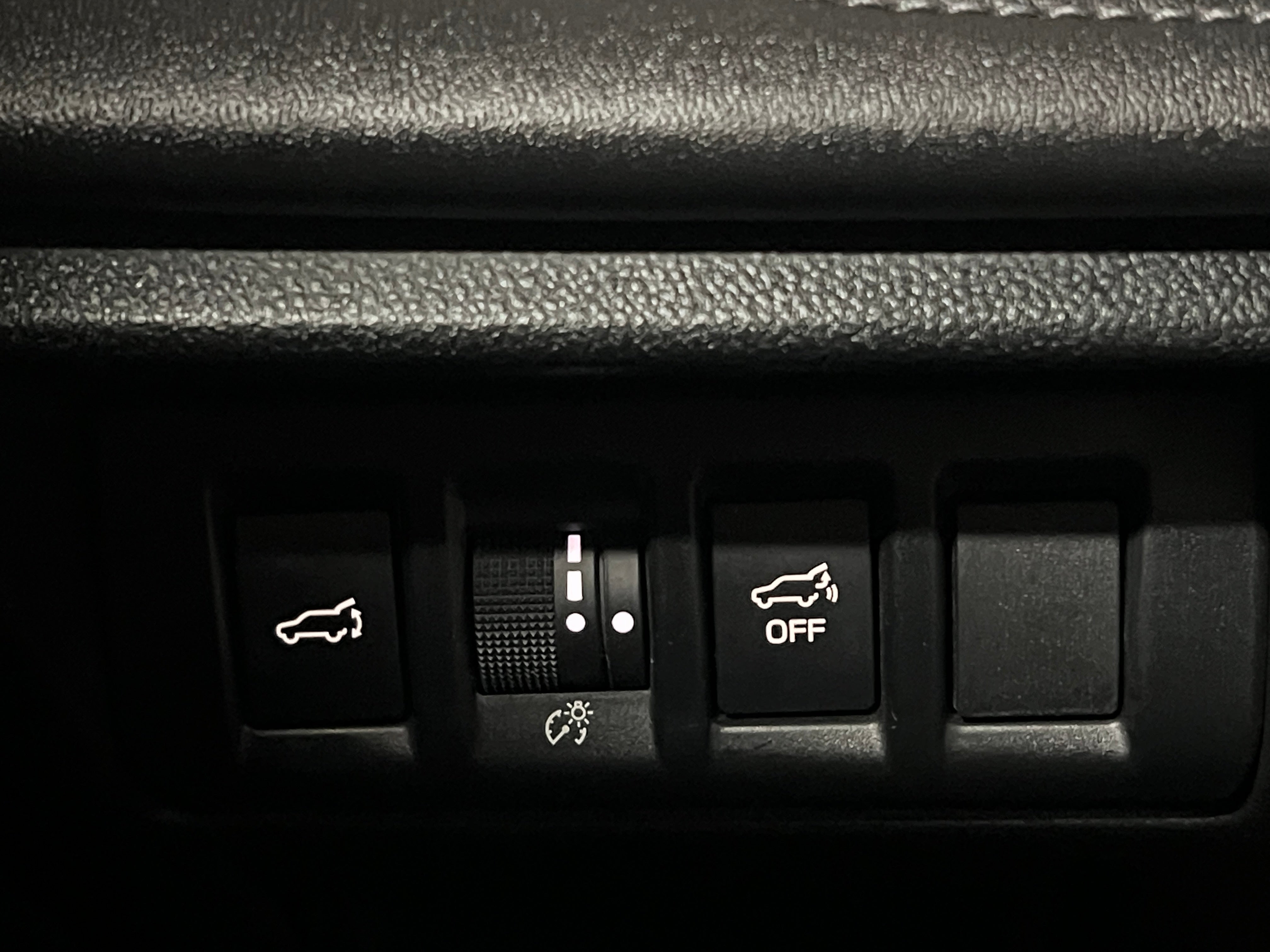 2025 Subaru Outback Limited - Photo 12