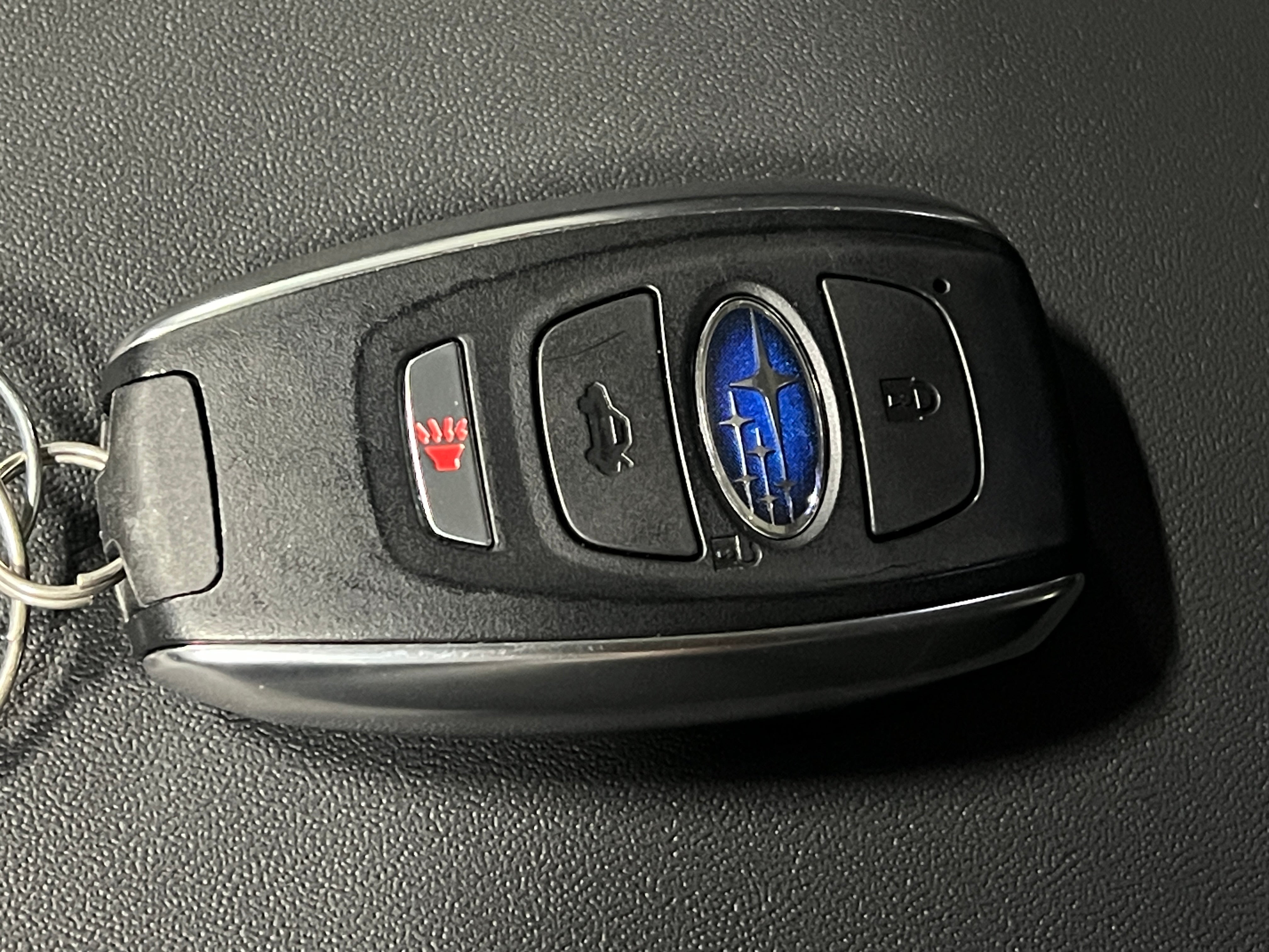 2025 Subaru Outback Limited - Photo 13