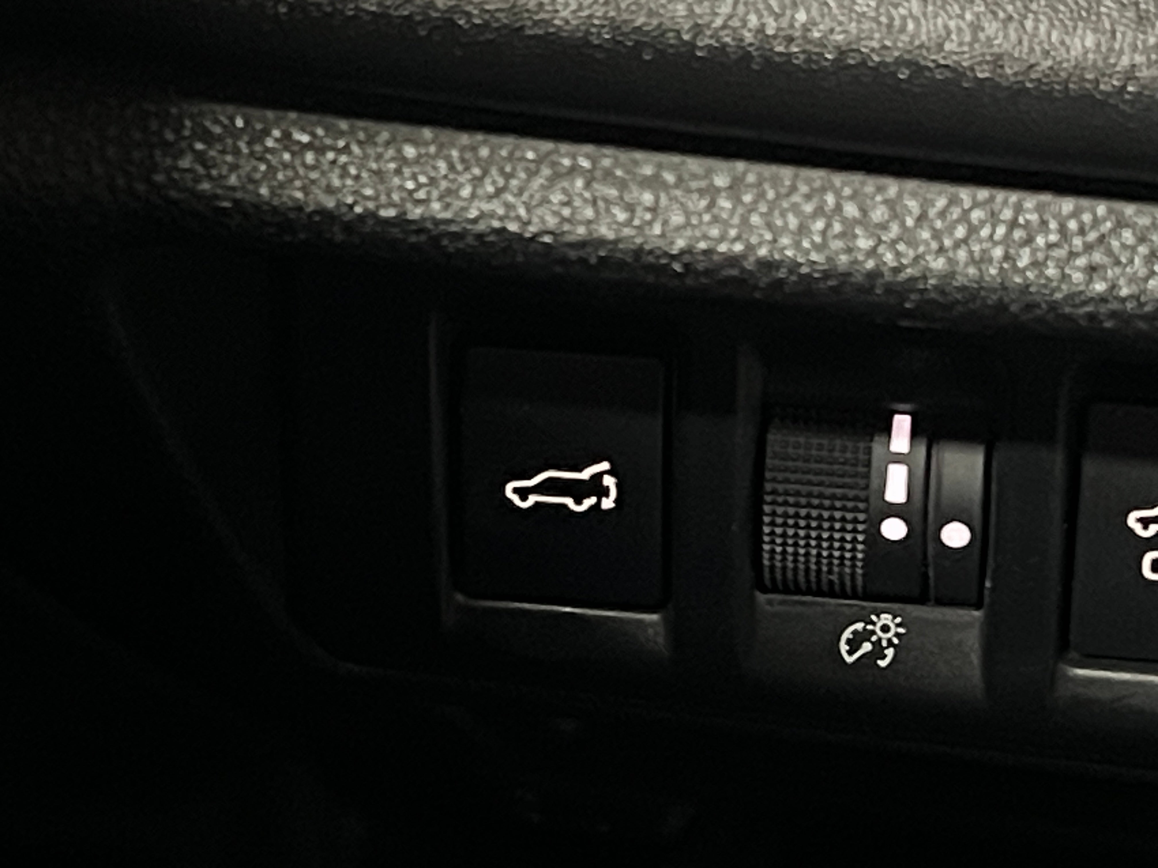 2025 Subaru Outback Limited - Photo 11