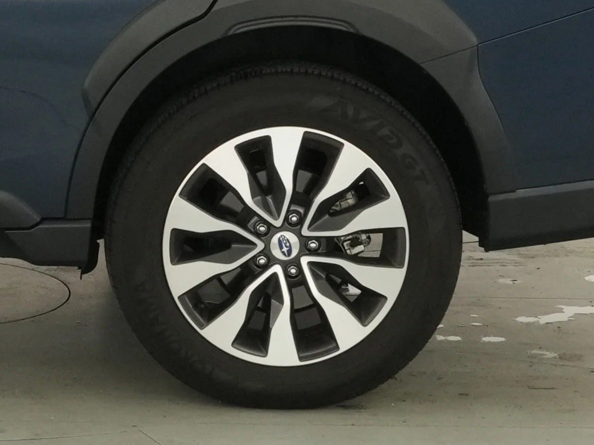 2025 Subaru Outback Limited - Photo 18