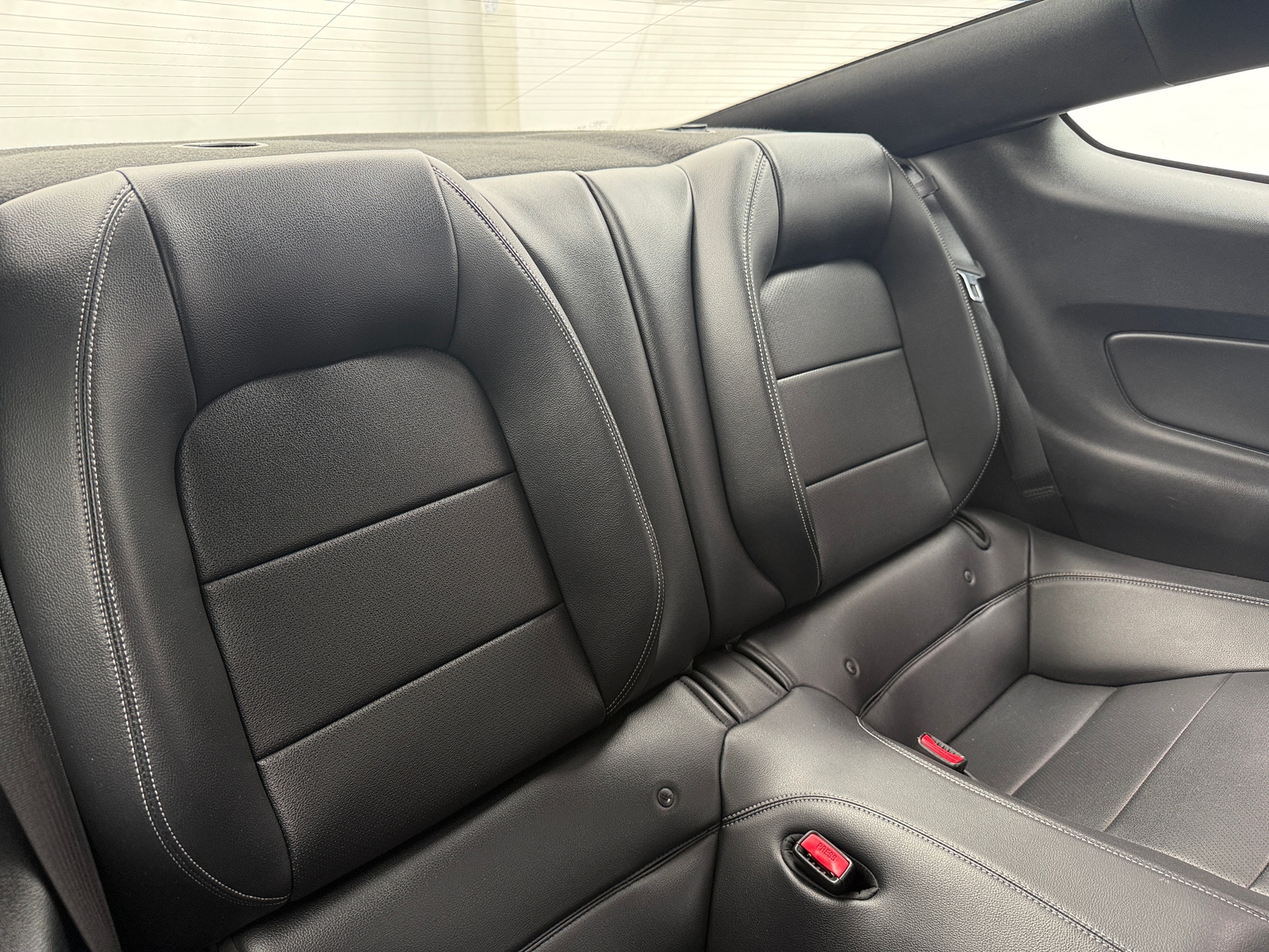Thumbnail: 2015 Ford Mustang - 4
