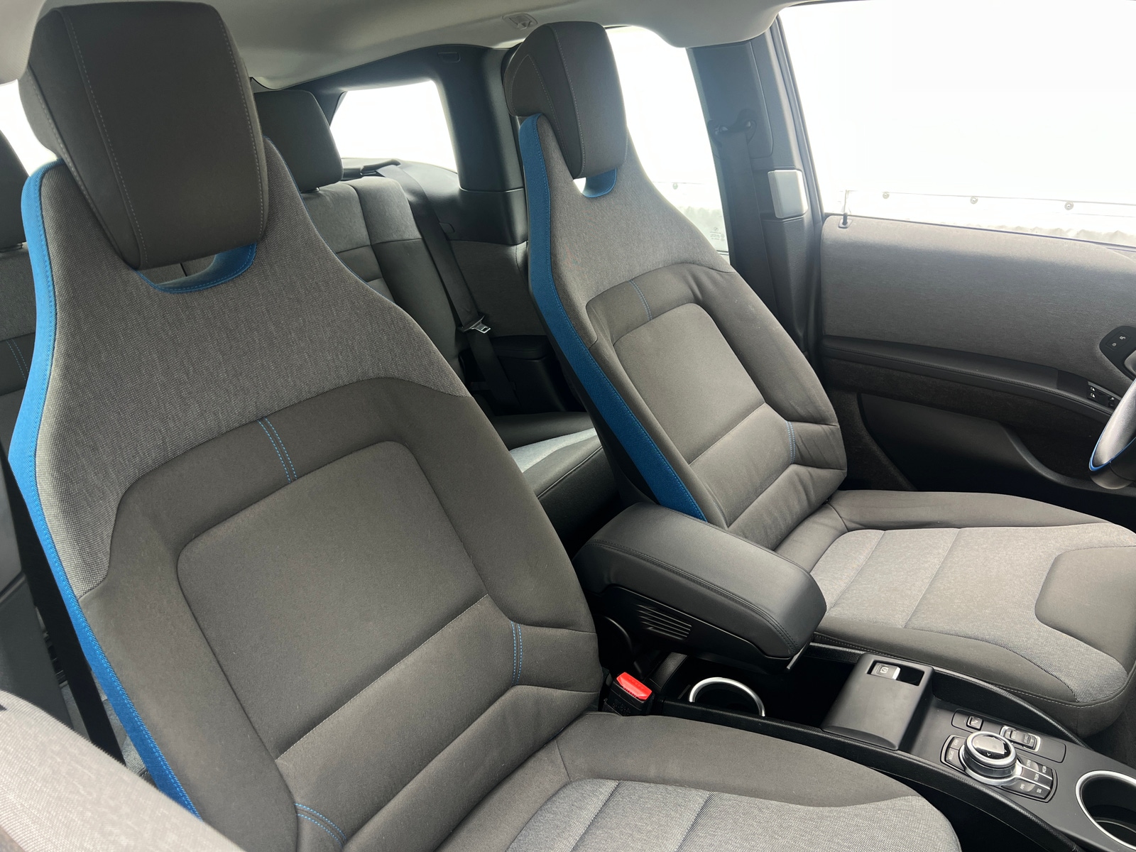 Thumbnail: 2017 BMW i3 - 2