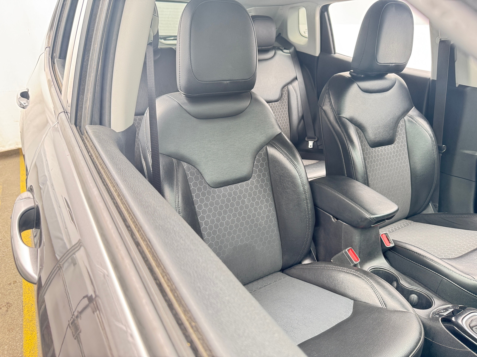 Thumbnail: 2019 Jeep Compass - 2