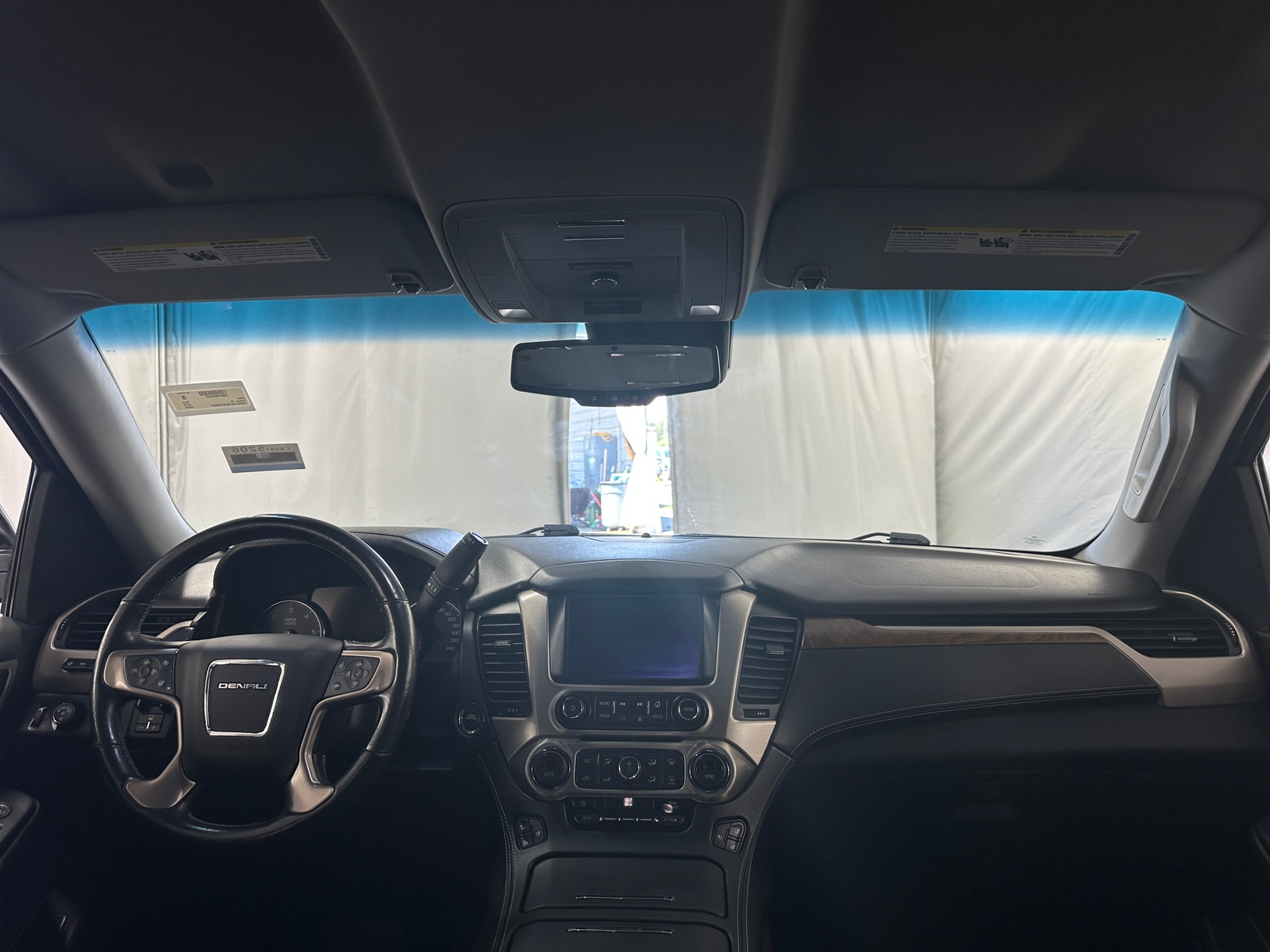 Thumbnail: 2020 GMC Yukon XL - 2