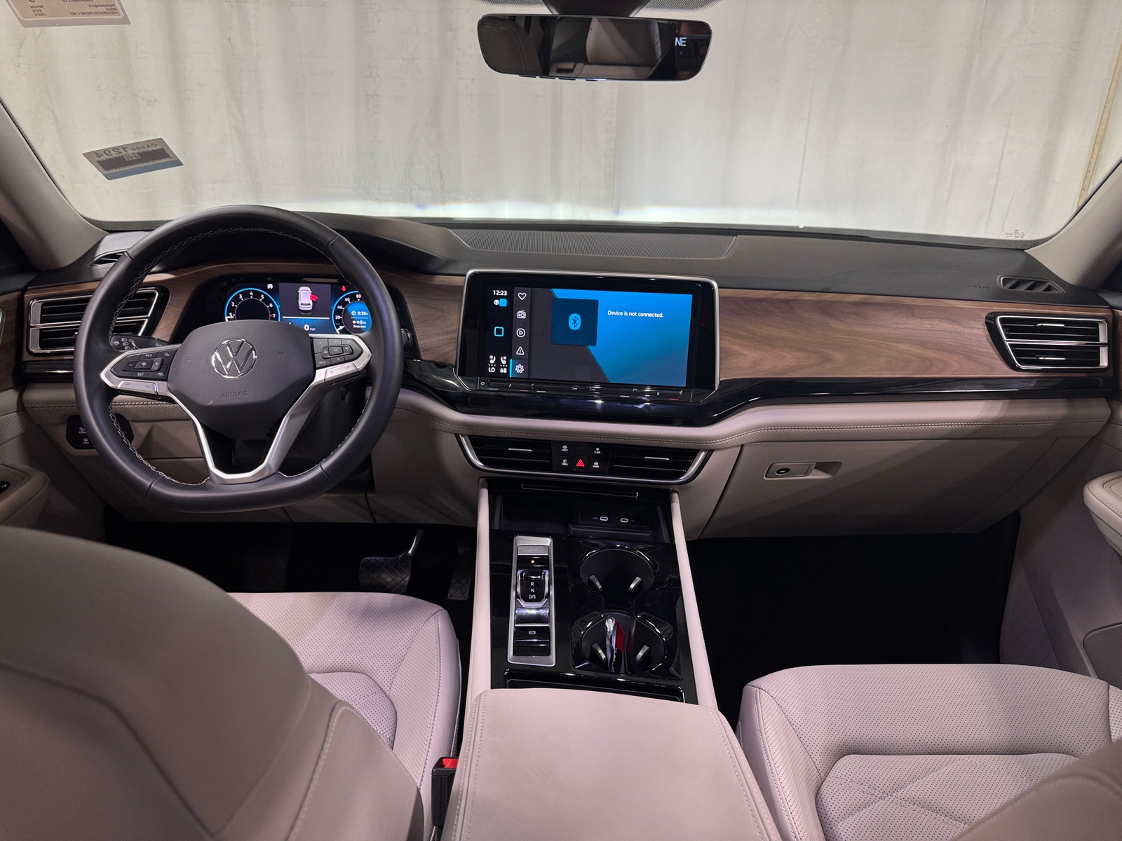 Thumbnail: 2024 Volkswagen Atlas - 2