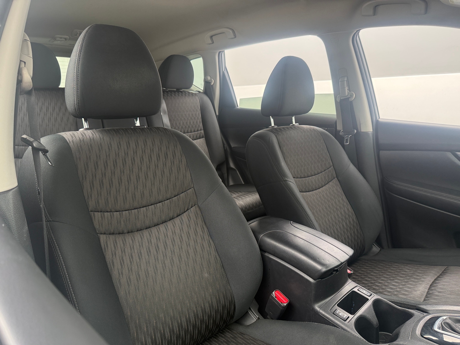 Thumbnail: 2017 Nissan Rogue - 2