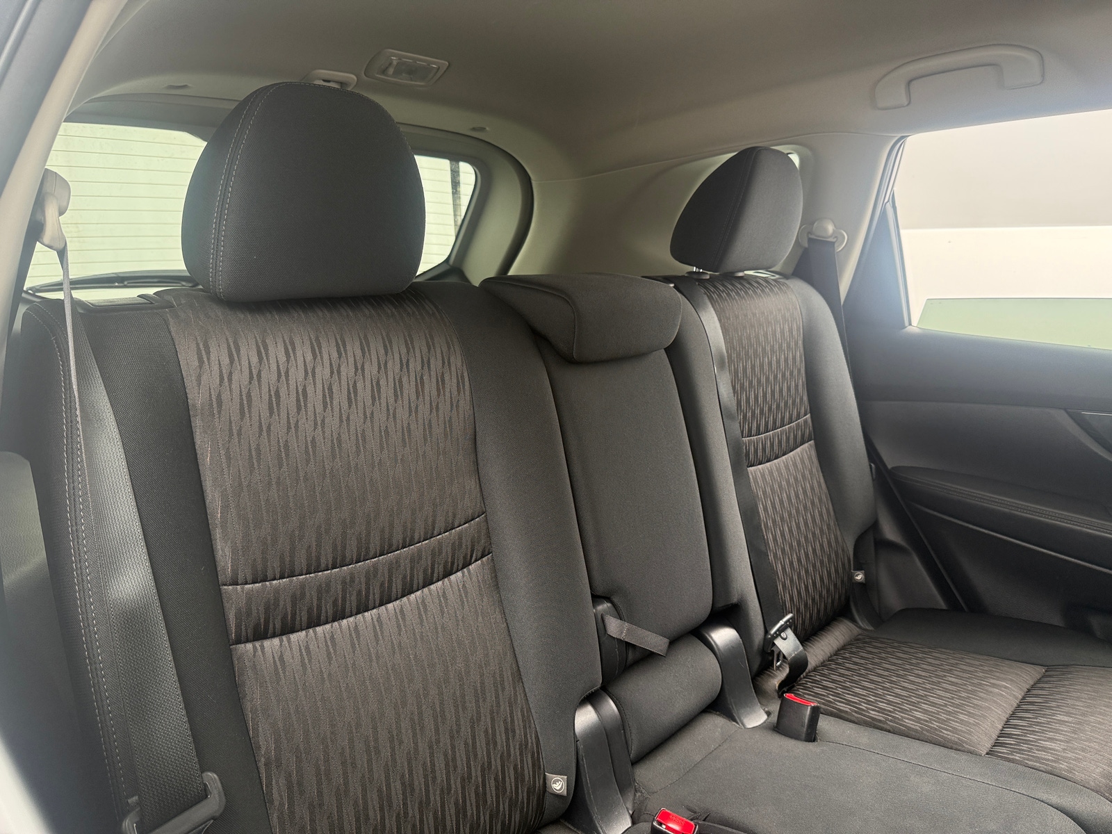 Thumbnail: 2017 Nissan Rogue - 6