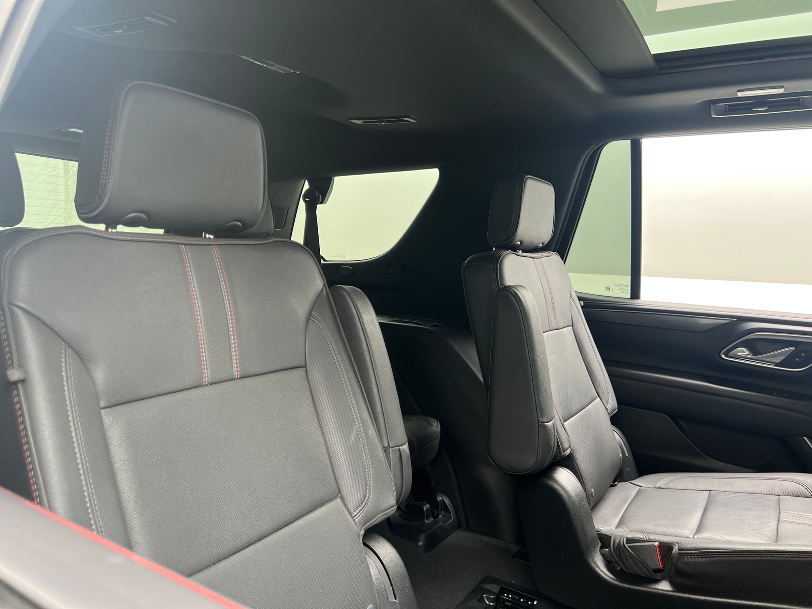 Thumbnail: 2023 Chevrolet Tahoe - 5