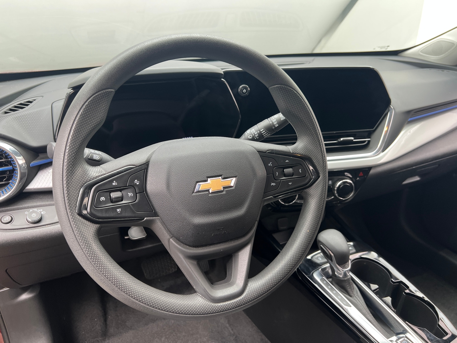 Thumbnail: 2025 Chevrolet Trax - 5