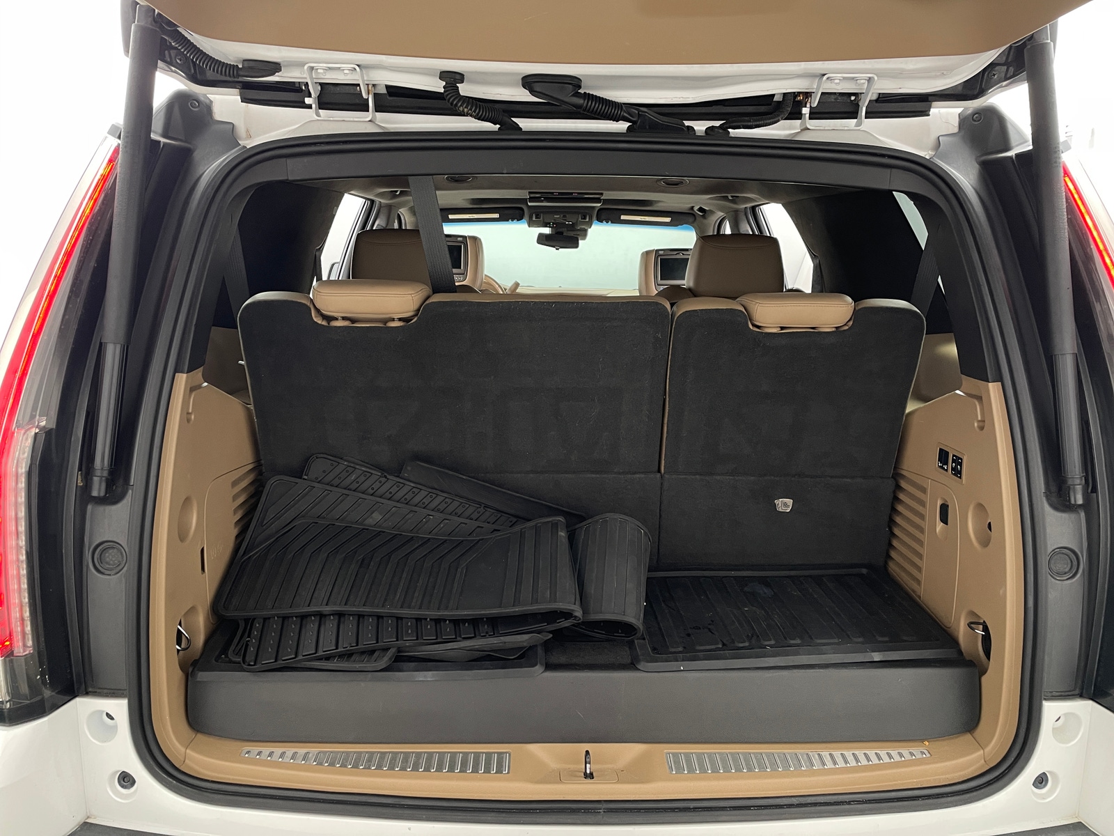 Thumbnail: 2018 Cadillac Escalade - 6