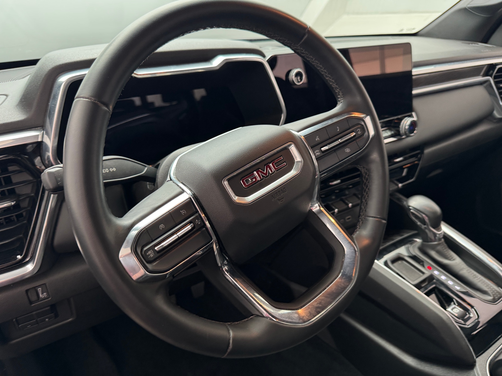 Thumbnail: 2023 GMC Canyon - 5