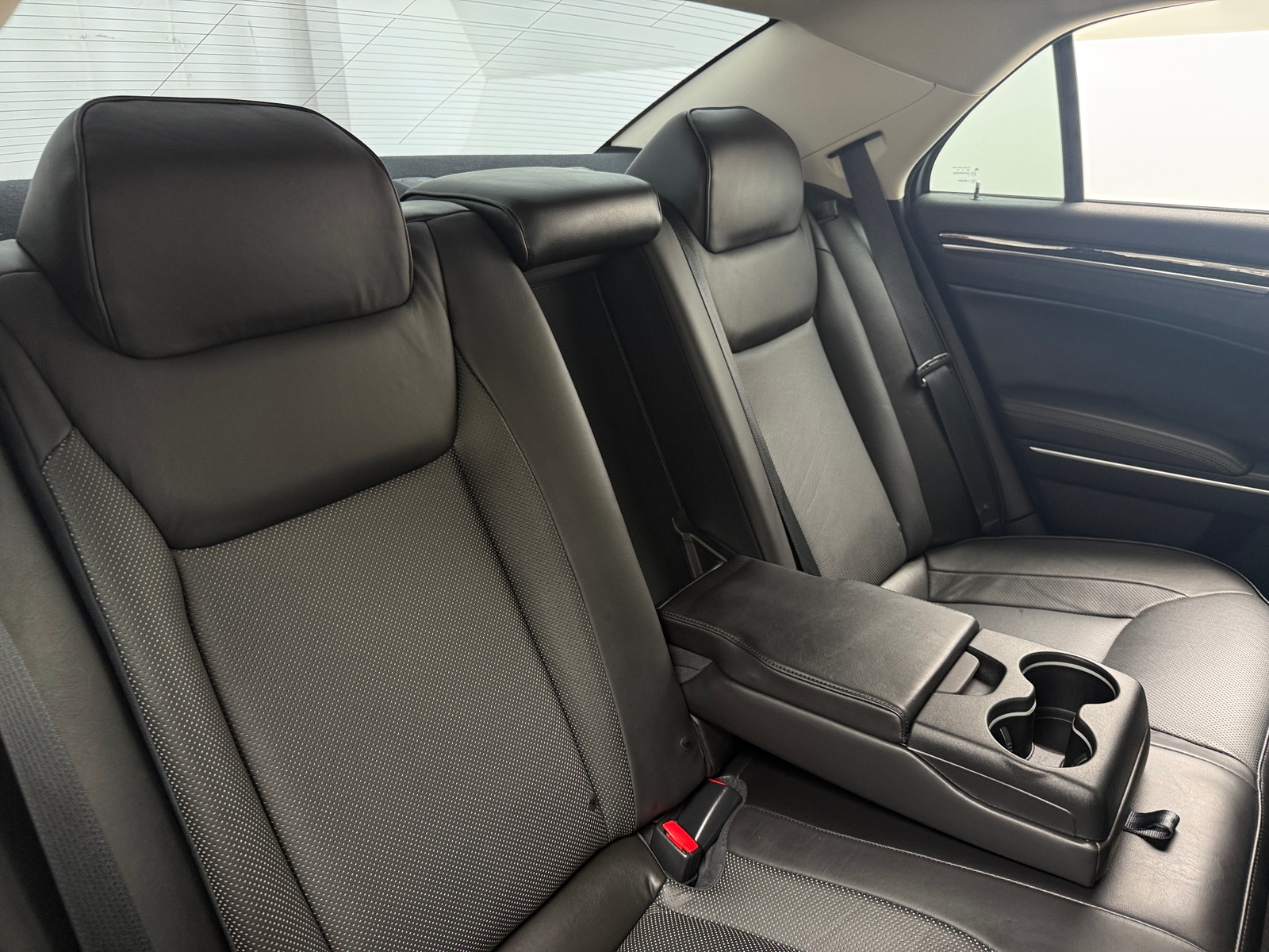 Thumbnail: 2019 Chrysler 300 - 5