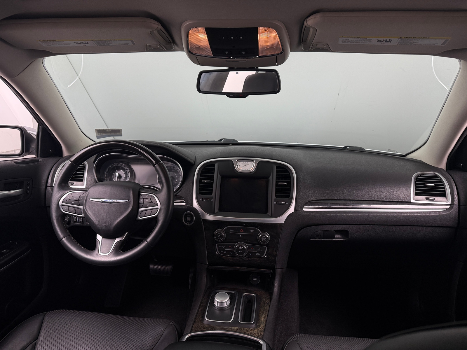 Thumbnail: 2019 Chrysler 300 - 2