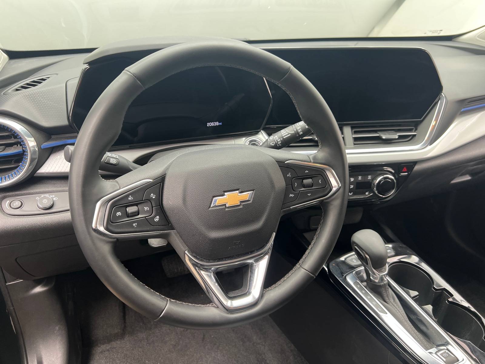 Thumbnail: 2025 Chevrolet Trax - 5