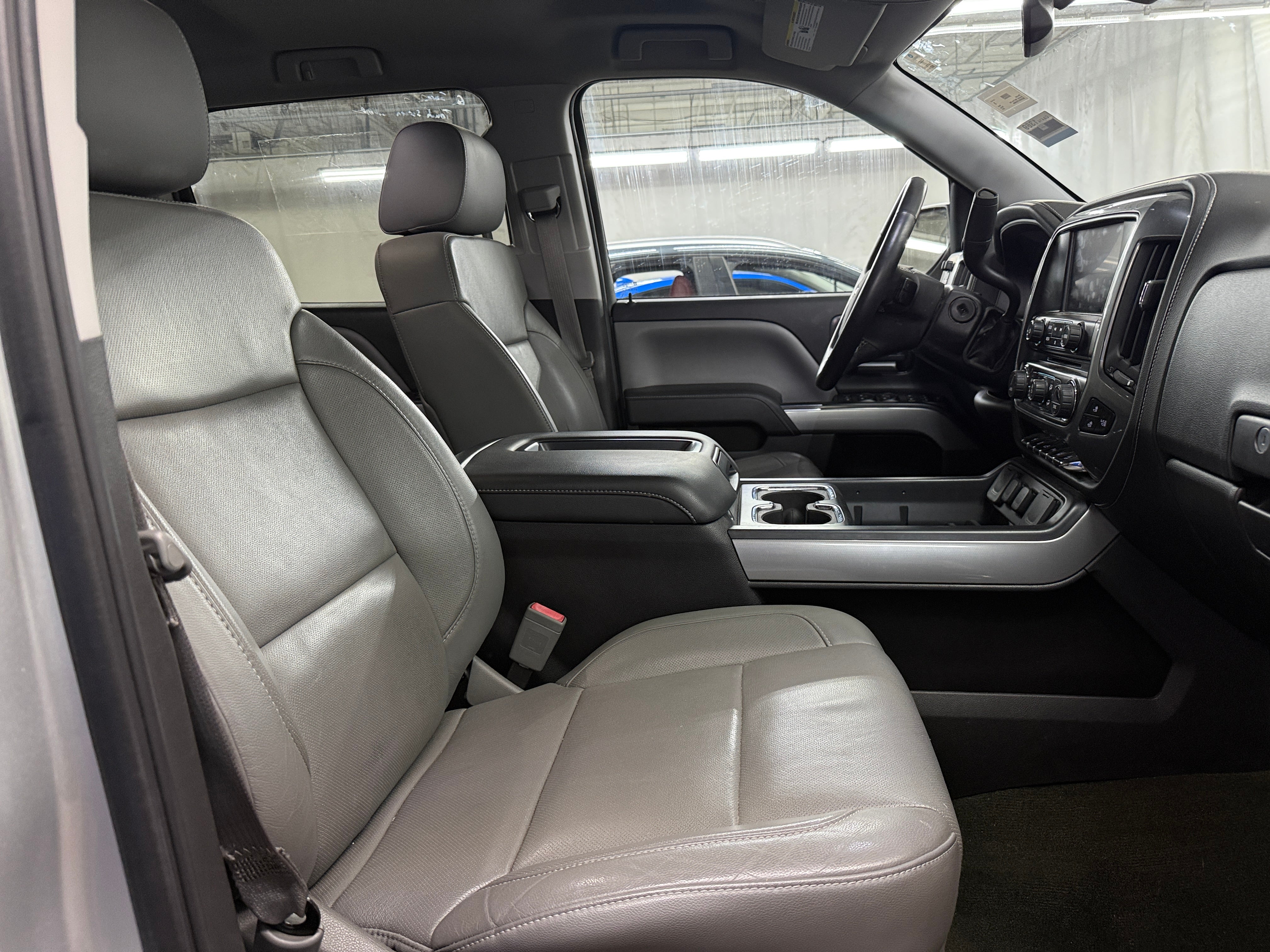 2015 Chevrolet Silverado 1500 Z71 LTZ - Photo 4