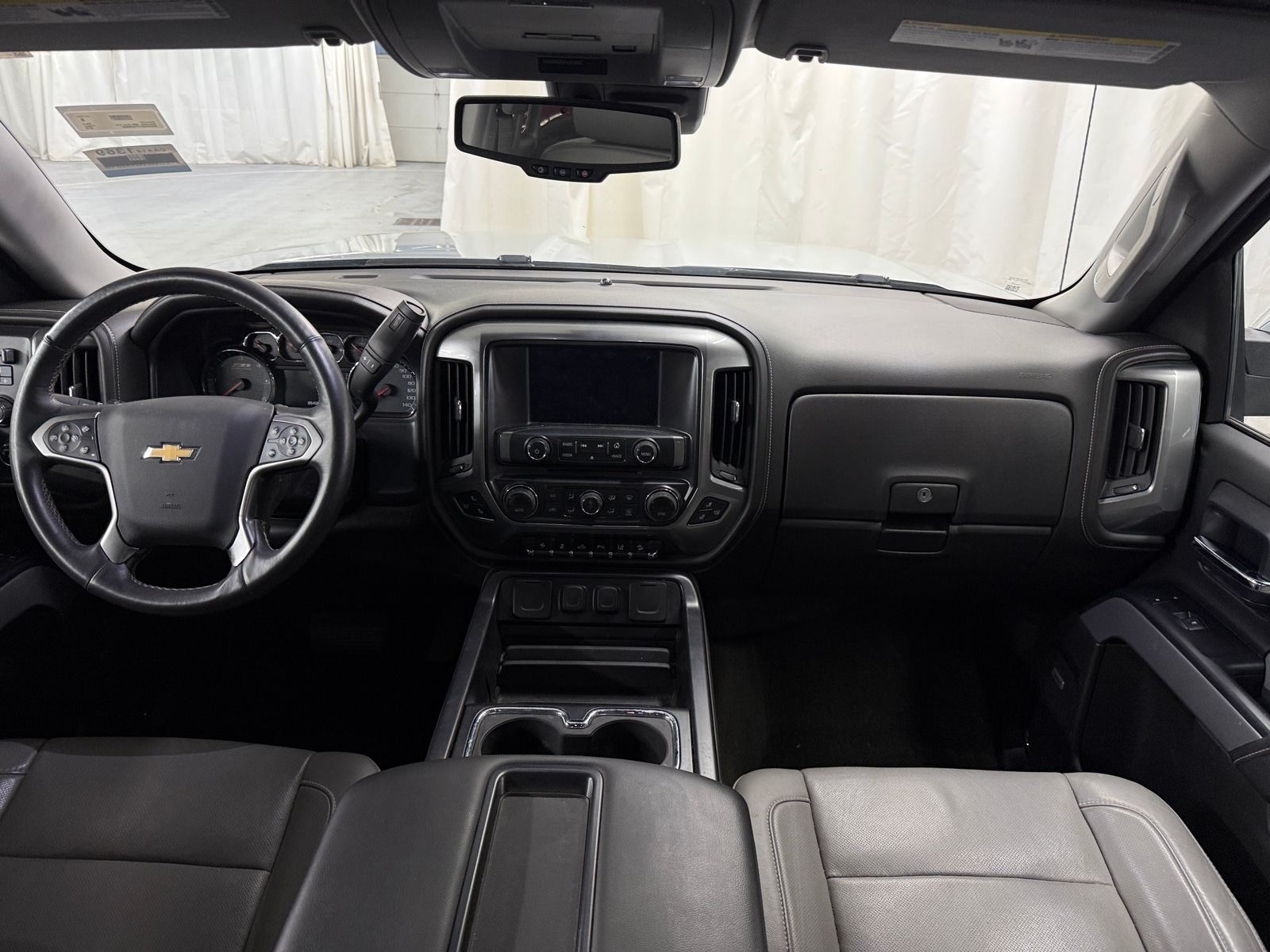 Thumbnail: 2015 Chevrolet Silverado 1500 - 2